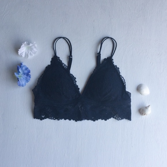 Abercrombie & Fitch Other - Abercrombie & Fitch - Navy Blue, Lace Brallete